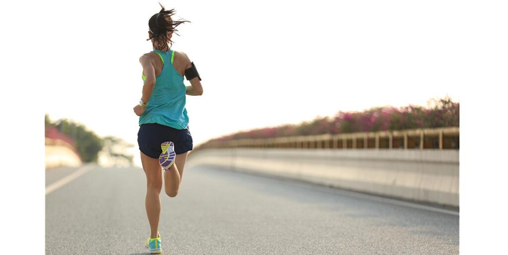 Runners gear up for a vibrant day at the Absa Cape Town 10K – MSN