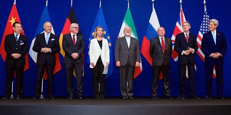 ‘Enrichment is our right,’ Iran’s academics rally behind nuclear negotiators – Tehran Times