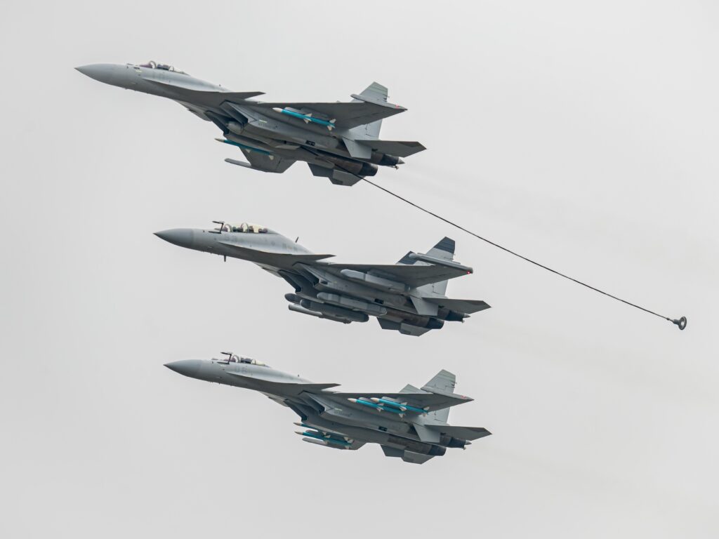 China Uses Ukrainian Technology to Threaten US with Shenyang J-15 Flying Shark – Regtechtimes