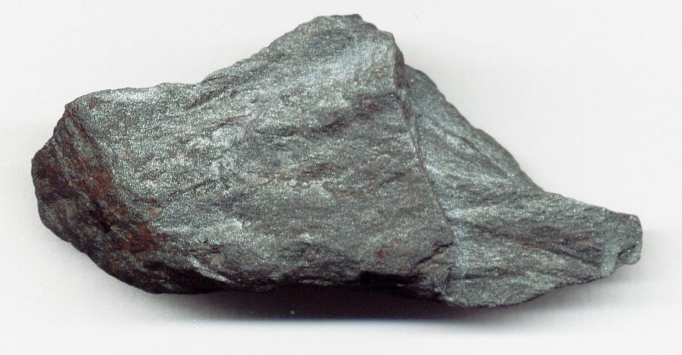 Iron ore snaps four-day rise due to more duties on Chinese steel – Reuters