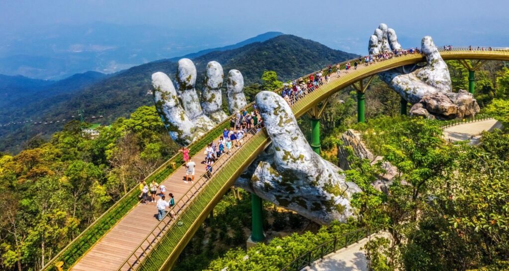 In the commercial heart of Vietnam, embracing the chaos is part of the fun – CNN