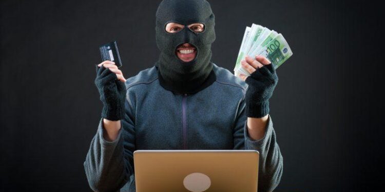 Cybercriminal involved in 173 offences nabbed at Lucknow airport – Times of India