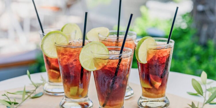 Snag Cheaper Drinks In Europe With Rick Steves’ Expert Tip – Yahoo