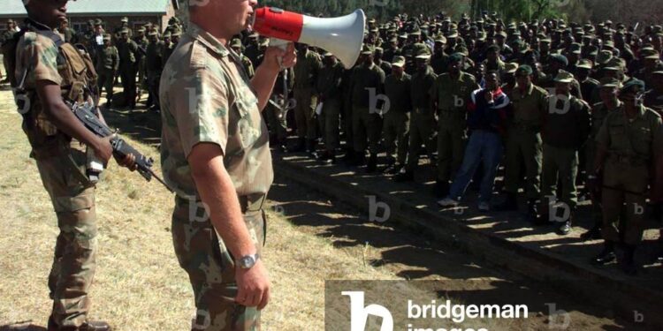 DRC: 1,359 disarmed members of government forces and their families have arrived safe and well in Kinshasa, with the support of the ICRC – ICRC | International Committee of the Red Cross