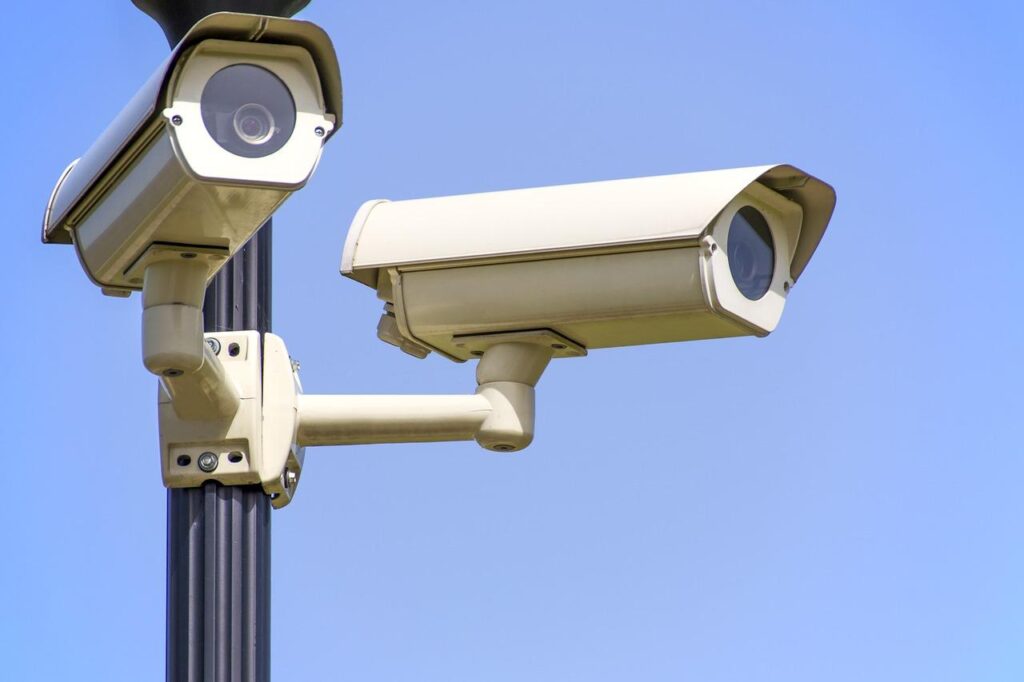 Officials in St. Petersburg are about to equip surveillance cameras with ‘ethnic recognition’ technology – Meduza