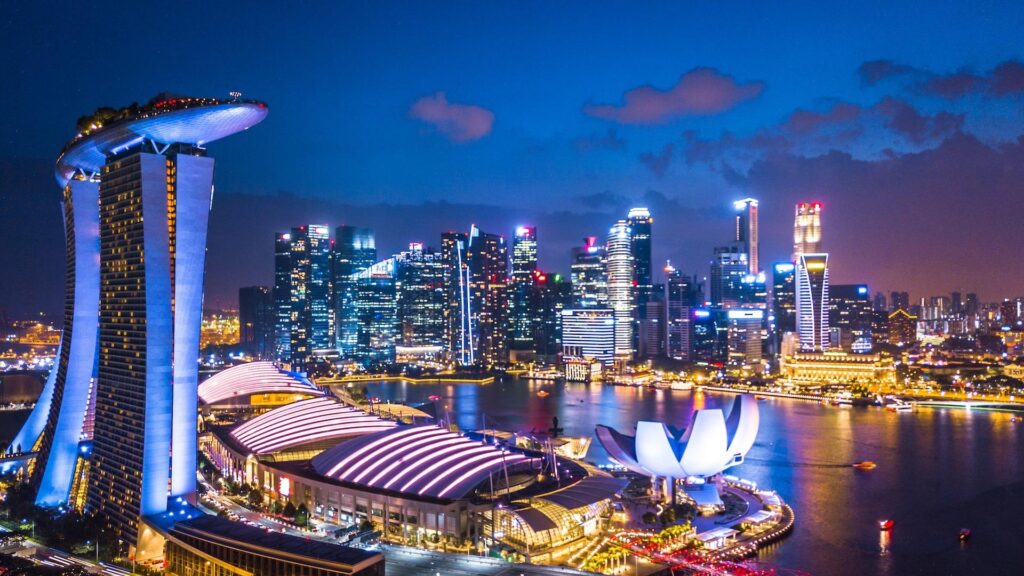 Singapore Shares Open Lower, STI Slips 0.35% Amid Cautious Sentiment – BusinessToday Malaysia