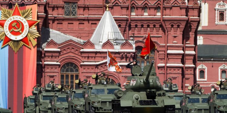 Victory Day parade in Russia celebrates the 80th anniversary of the defeat of Nazi Germany – Queen City News