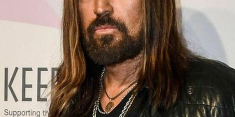 Billy Ray Cyrus & Elizabeth Hurley Make Red Carpet Debut as a Couple – Billboard