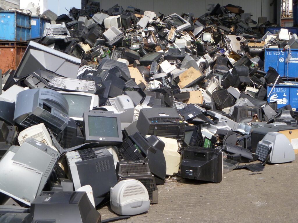 Tackling electronic waste and digital poverty in Brazil: Belo Horizonte – Ellen MacArthur Foundation
