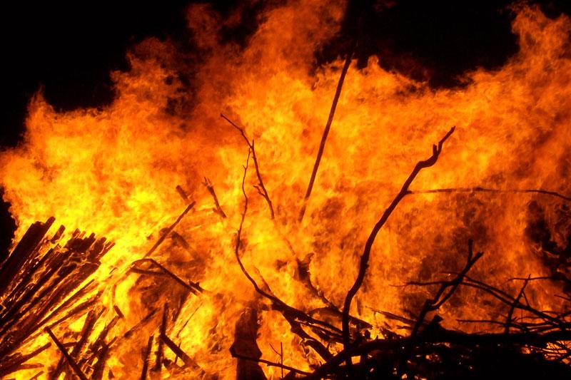 Electronics plant in St. Petersburg on fire following explosions, local officials report – The Kyiv Independent