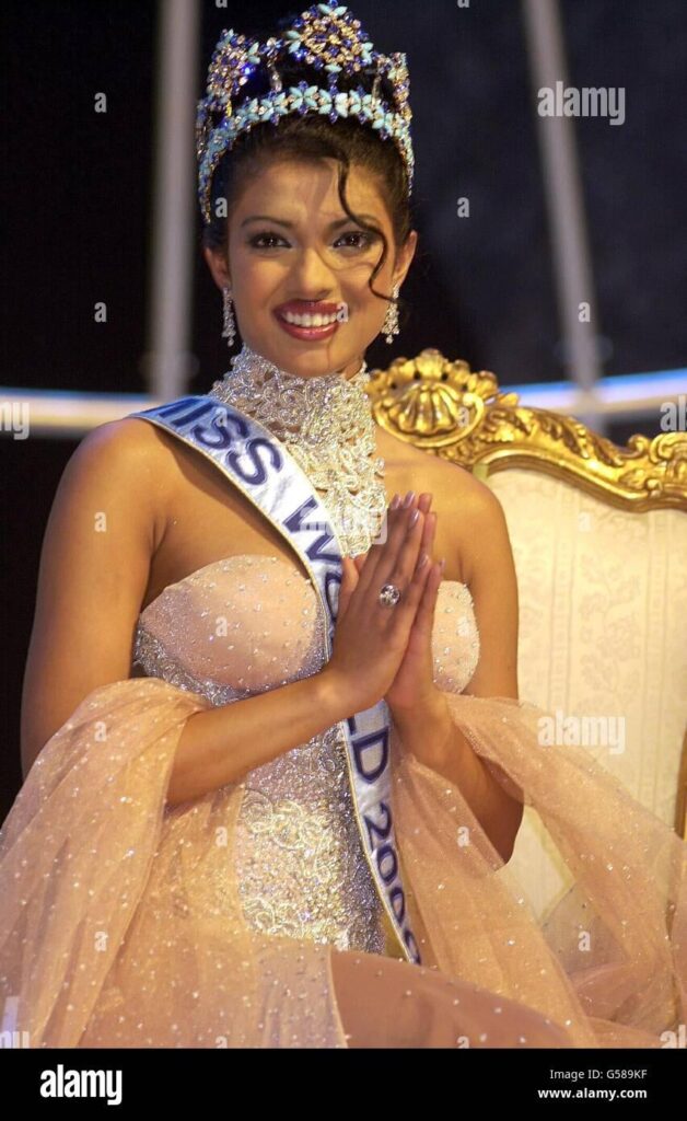 ‘Miss India’ Namrata Shirodkar flaunts rare glam look at Miss World 2025 ceremony in Hyderabad; Sitara is stunning too – Hindustan Times