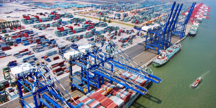 China’s Guangzhou port starts shipping route to Peru – Reuters