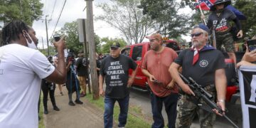 White supremacists converge on Aussie mall – News.com.au