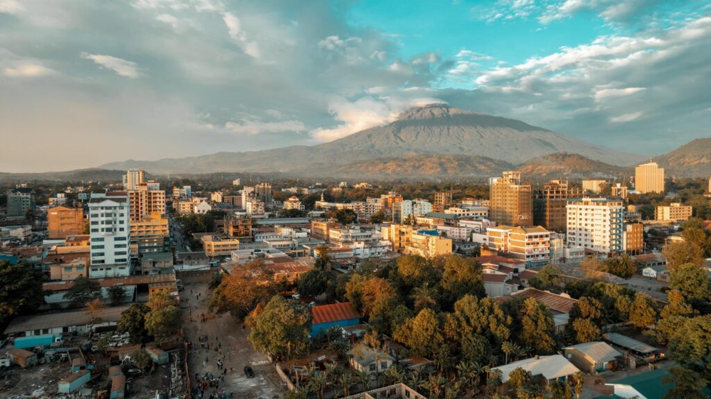 Flightlink Launches Daily Flights Between Arusha and Nairobi to Boost Regional Tourism – Kenya Association of Travel Agents
