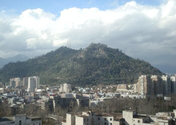 A hike on Cerro San Cristobal with stunning views of the Chilean Andes – NPR
