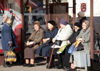 Russian Pensioners, Tricked by Scammers, Carry Out Risky Stunts – Radio Free Europe/Radio Liberty