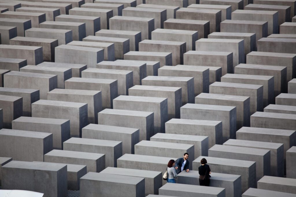 Vandals target Paris Holocaust memorial, synagogues with paint – France 24