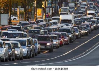 Hours-long traffic delays in Melbourne’s west as road crews inspect damage to the Princes Freeway – Australian Broadcasting Corporation