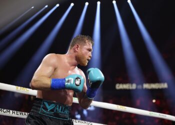 Canelo Álvarez vs Terence Crawford Riyadh Season showdown to be live streamed on Netflix – Al Arabiya English