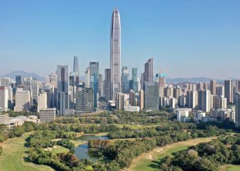 Shenzhen stabbing: Boy’s killing in China sparks Japanese fears – BBC