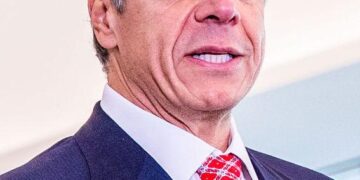 Cuomo and Mamdani trade fire in the final New York City mayoral debate – Politico
