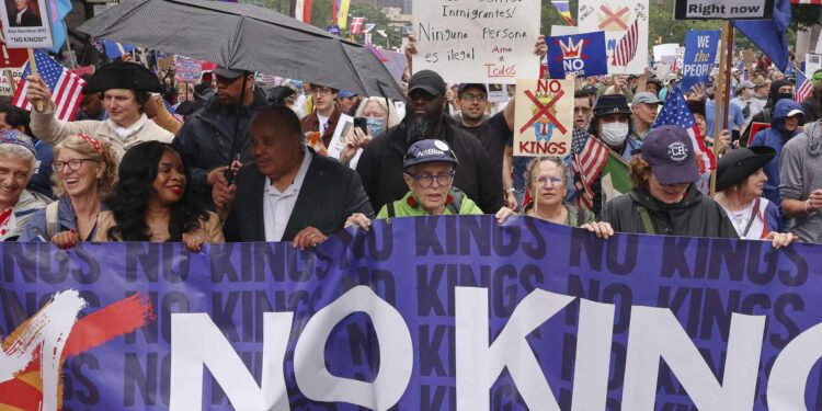 “America has? No Kings!” Hoosiers protest at Statehouse on Trump’s birthday – Indiana Capital Chronicle