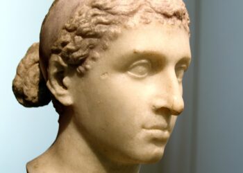 Cleopatra’s birth city is sinking and scientists have just found out why – Indy100