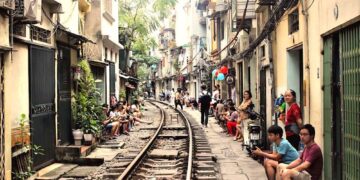 Hanoi bans The Economist’s issue featuring Vietnam’s leader on its cover, reports say – The Guardian