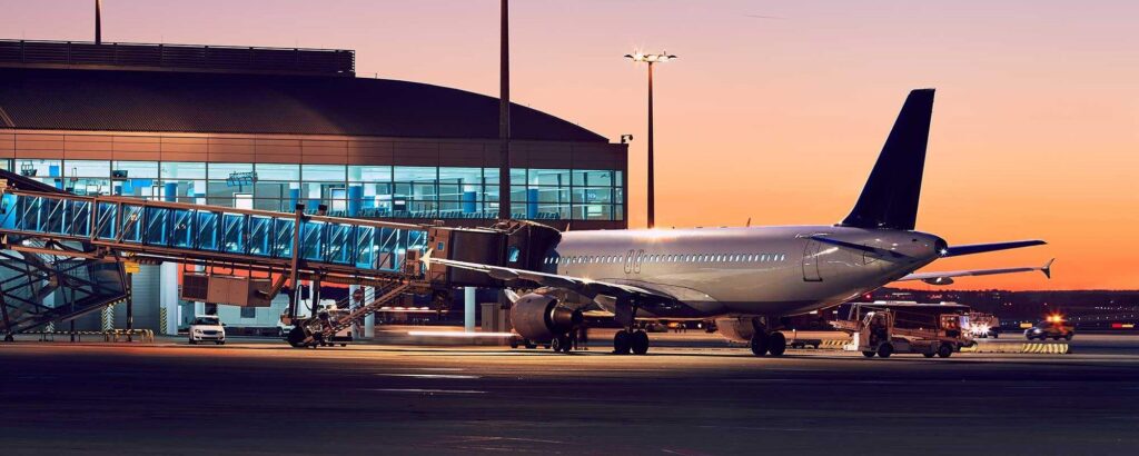 Sudanese army takes control of airport, forcing RSF out of central Khartoum – Middle East Eye