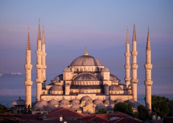 Mosques cut down on loudspeakers’ decibel levels – Times of India