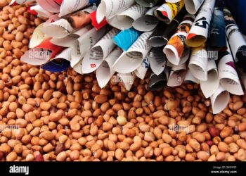 Rua do Amendoim (Peanut Street) – Atlas Obscura