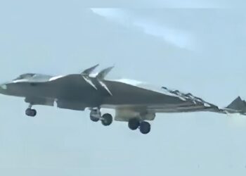 China’s Chengdu J-36 and Shenyang J-XDS Fighters Challenge West’s Air Power – Aviation International News