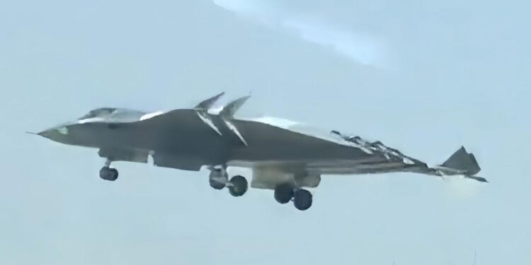 China’s Chengdu J-36 and Shenyang J-XDS Fighters Challenge West’s Air Power – Aviation International News