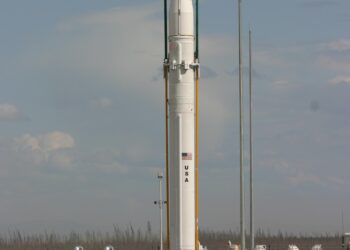 Israel and US exhausting supplies of ballistic missile interceptors, source says – Middle East Eye