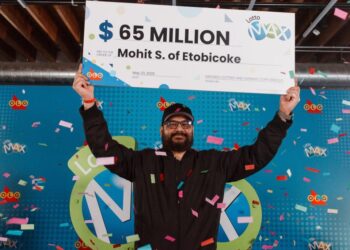 Euromillions €250m lottery winner in Ireland comes forward – BBC