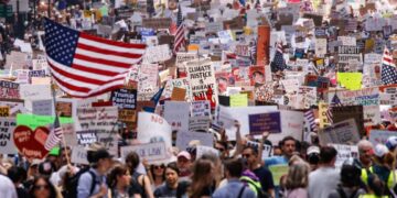 Thousands Protest Across the Middle East as Israel-Iran Conflict Deepens – The New York Times