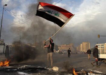 Iranian missile strikes commercial area near Tel Aviv – CNN