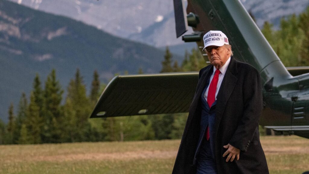 With New Tariffs, Why Trump Is Hitting Canada And Mexico Harder Than China – Worldcrunch