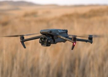 Drones attack Moscow. Strategic defense plant burns in Saint Petersburg – Euromaidan Press