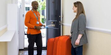 Travel tip: Fukuoka has a great luggage delivery service that’s cheaper than a coin locker – SoraNews24