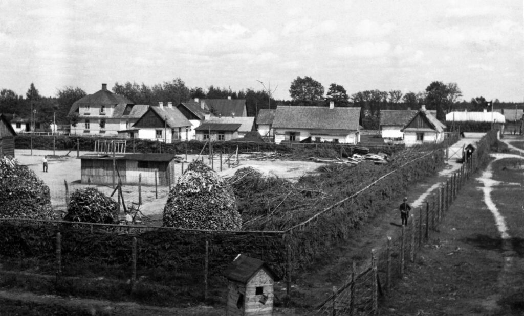 Clues From Inside an ‘Extermination Camp’ Promise Despair and Hope – The New York Times