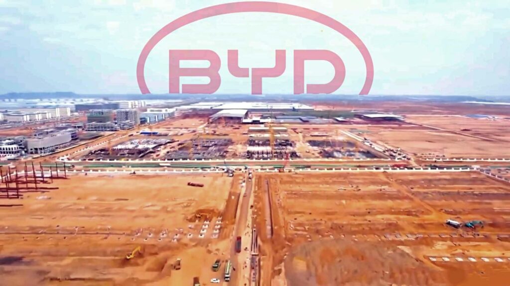 Viral video shows BYD mega factory in China that’s bigger than San Francisco, 10 times the size of Tesla Gigafactory | Trending – Hindustan Times – Hindustan Times