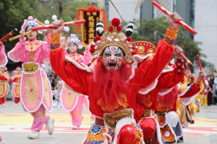 Chinese Yingge dance staged to mark Spring Festival in Frankfurt – Xinhua News