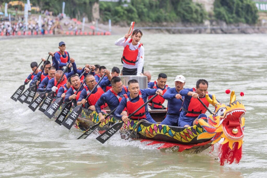 China’s Dragon Boat Festival drives surge in short-haul trips, cultural tourism – Global Times