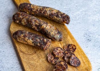 You Can Now Order Sojouk & Kebda On Egypt’s North Coast – CairoScene