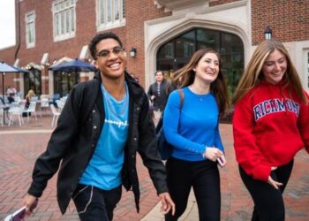 A Richmond student explores Nepal, Jordan, and Chile – UR Now