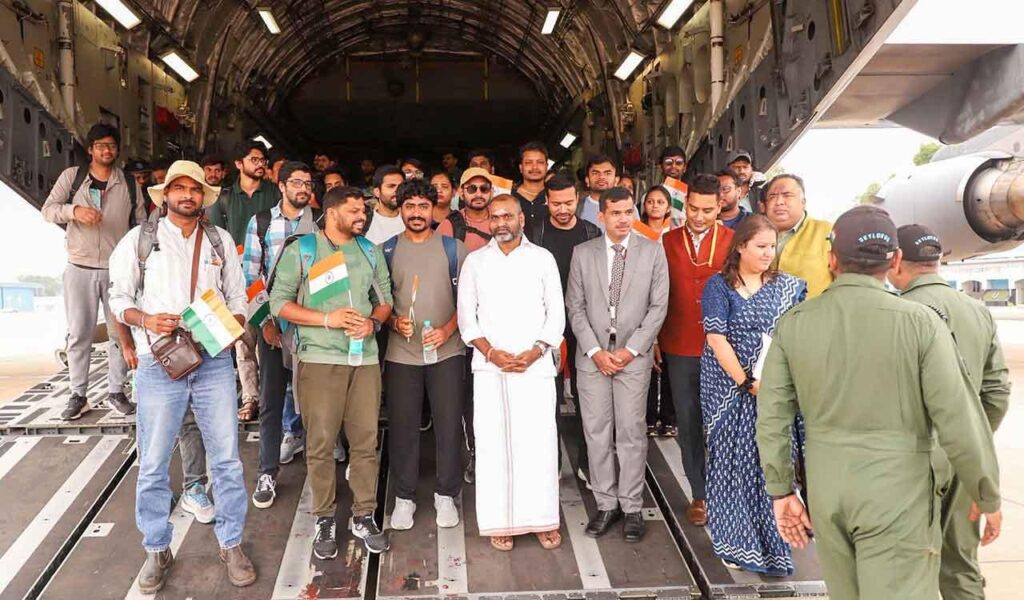 17 Telugu evacuees arrive in New Delhi from Iran – Deccan Herald