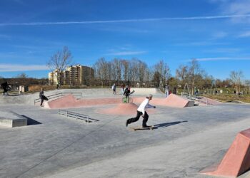 A new skate park in Baghdad is the safe space Iraqi youth have longed for – AP News