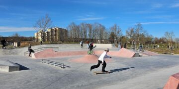 A new skate park in Baghdad is the safe space Iraqi youth have longed for – AP News