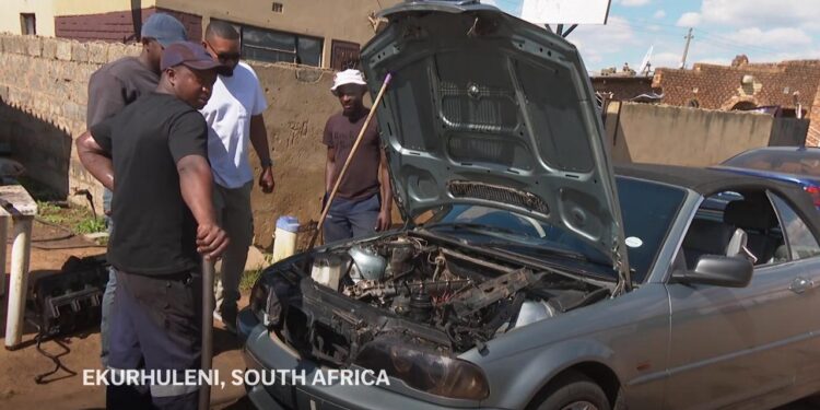 Township mechanics in South Africa unite to turbocharge their small businesses – Greenwich Time